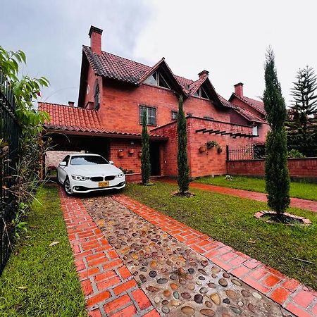 Hermosa Casa , Con Parqueadero En Rionegro Cerca Al Aeropuerto Villa Ngoại thất bức ảnh